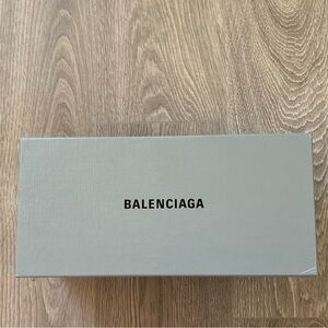Balenciaga Box (BB31)